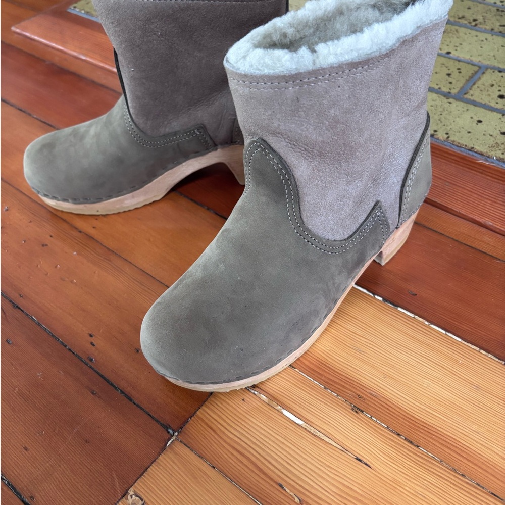 No. 6 shearling lined clog boot